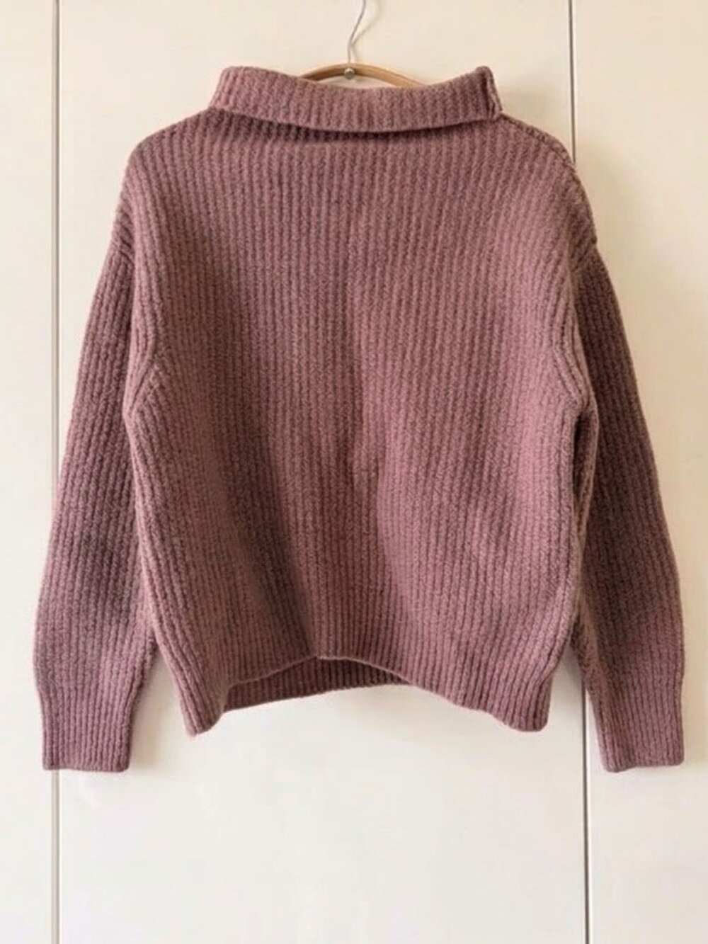 Wilfred Aritzia Mauve Ribbed Turtleneck Sweater Size M Cozy Oversized